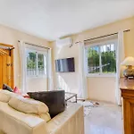 1106 Marbella Large Family * إِستيبونا
