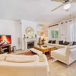 1106 Marbella Large Family * إِستيبونا
