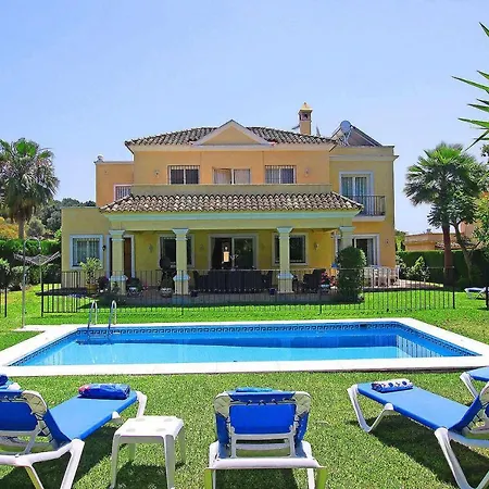 1106 Marbella Large Family * Estepona