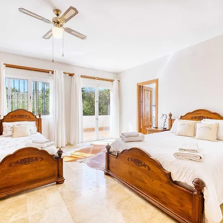 1106 Marbella Large Family Estepona