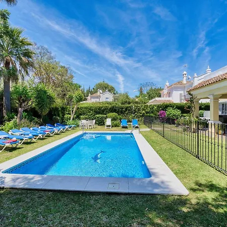 1106 Marbella Large Family Villa