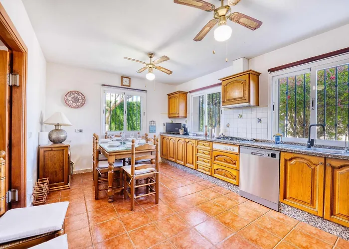 1106 Marbella Large Family Estepona