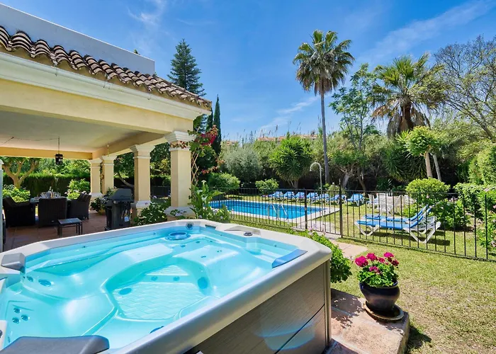 Villa 1106 Marbella Large Family