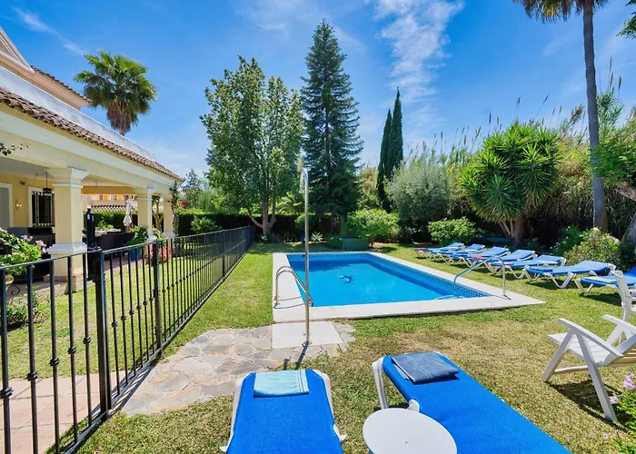 1106 Marbella Large Family Villa